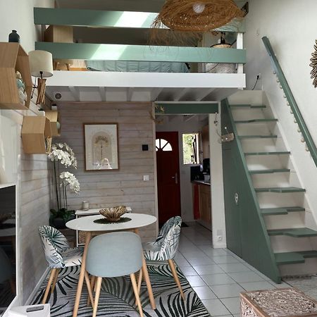 Jolie Maison Au Golf Lacanau Eksteriør billede